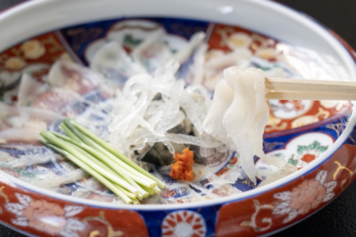 四季を楽しむ【冬】ふぐと温泉を堪能できる宿に泊まる