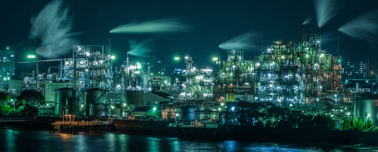 無数の光が輝く周南コンビナートの夜景